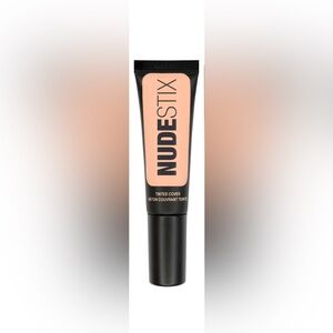 NUDESTIX 
Tinted Cover Liquid Foundation